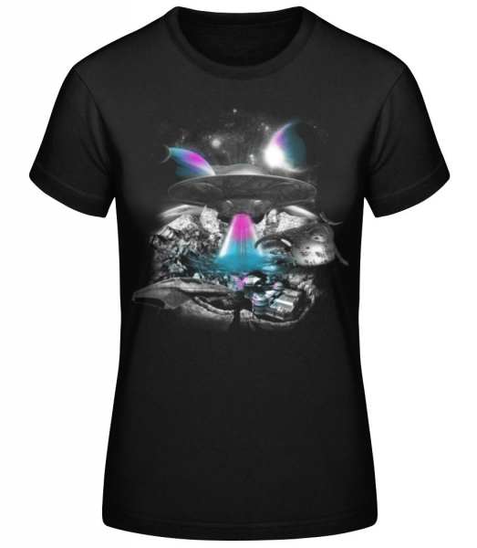 UFO In Surrealer Landschaft - Frauen Basic T-Shirt - Schwarz - Vorne